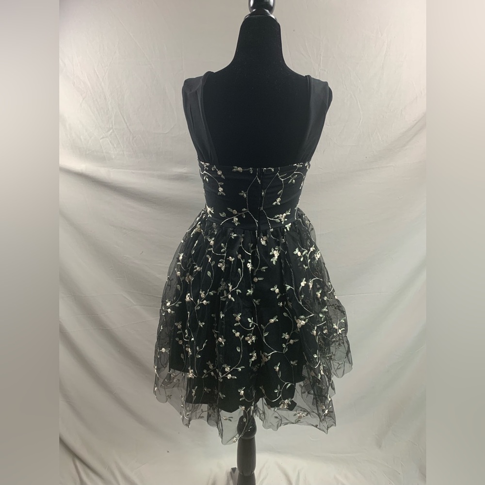 Floral Embroidery Mesh Overlay Cami Dress - Picture 10 of 10
